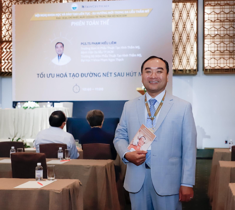 Bác sĩ hút mỡ bắp chân uy tín quận 10 - Dr Hiếu Liêm