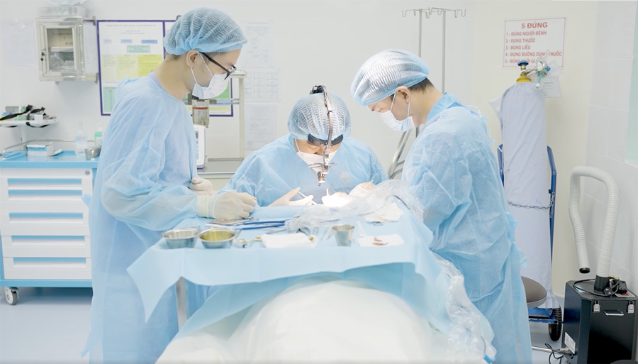Nâng mũi gây tê hay gây mê - Dr.Hiếu Liêm Q.10